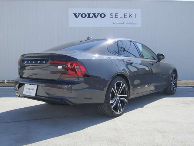 ボルボ Ｓ９０ リチャージ アルティメット Ｔ８ ＡＷＤ プラグイン ハイブリッド ４ＷＤ R5年 (近畿) 99