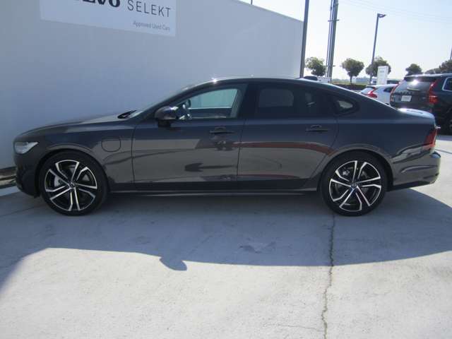 ボルボ Ｓ９０ リチャージ アルティメット Ｔ８ ＡＷＤ プラグイン ハイブリッド ４ＷＤ R5年 (近畿) 99