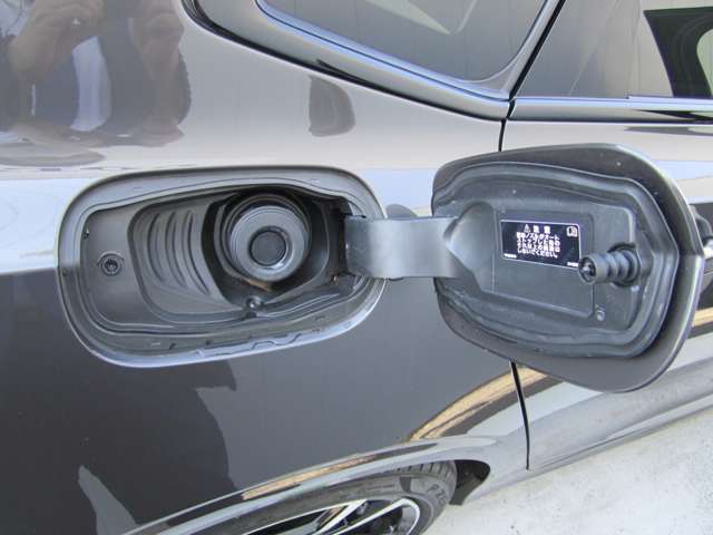 ボルボ Ｓ９０ リチャージ アルティメット Ｔ８ ＡＷＤ プラグイン ハイブリッド ４ＷＤ R5年 (近畿) 99