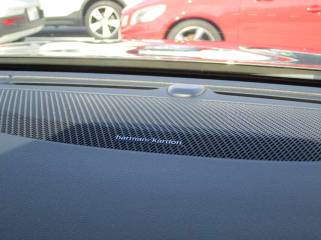 ボルボ Ｓ９０ リチャージ アルティメット Ｔ８ ＡＷＤ プラグイン ハイブリッド ４ＷＤ R5年 (近畿) 99