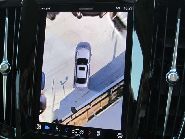 ボルボ Ｓ９０ リチャージ アルティメット Ｔ８ ＡＷＤ プラグイン ハイブリッド ４ＷＤ R5年 (近畿) 99