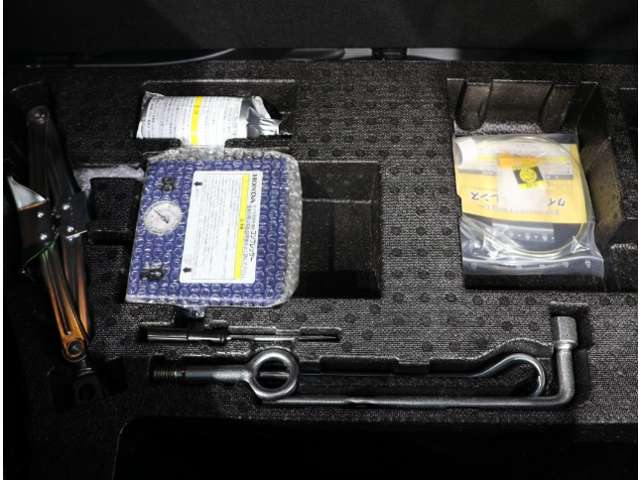 ホンダ ＣＲ−Ｚ １．５ アルファ ファイナルレーベル H28年 (関東) 99