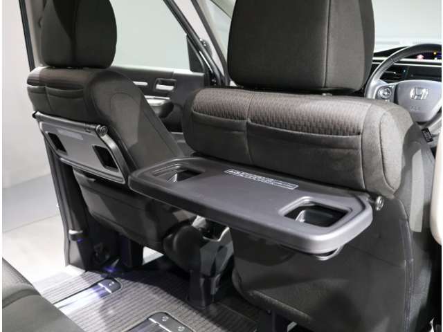 ホンダ ステップワゴン １．５ スパーダ ホンダ センシング H30年 (関東) 99