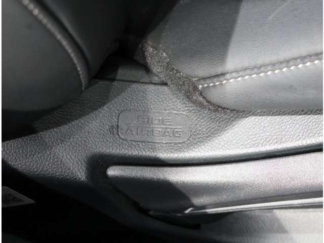 ホンダ ヴェゼル １．５ Ｅ：ＨＥＶ Ｚ R4年 (関東) 99