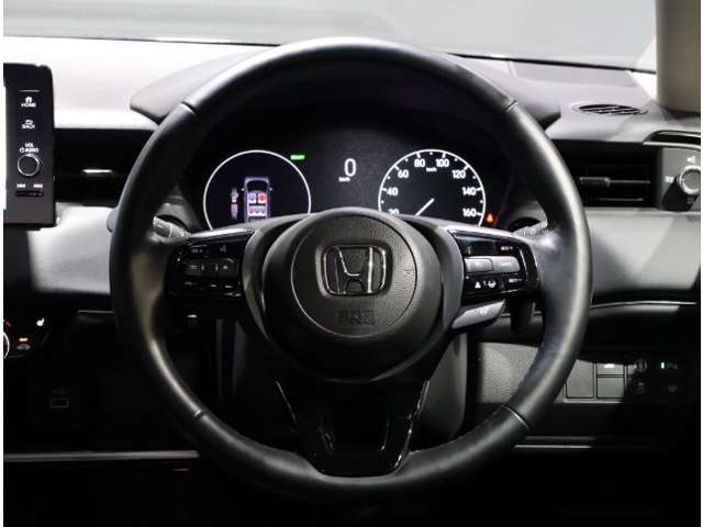 ホンダ ヴェゼル １．５ Ｅ：ＨＥＶ Ｚ R4年 (関東) 99