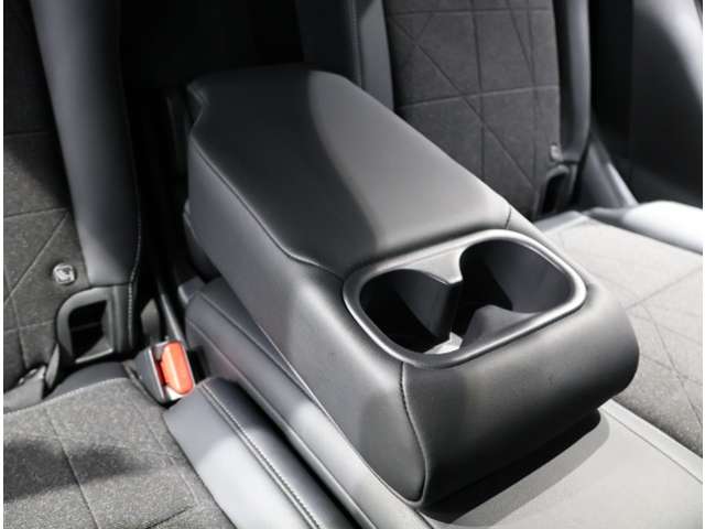 ホンダ ヴェゼル １．５ Ｅ：ＨＥＶ Ｚ R4年 (関東) 99