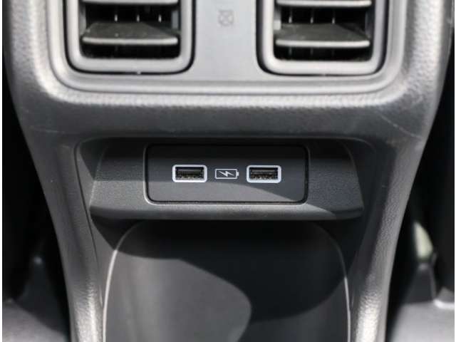 ホンダ ヴェゼル １．５ Ｅ：ＨＥＶ Ｚ R4年 (関東) 99