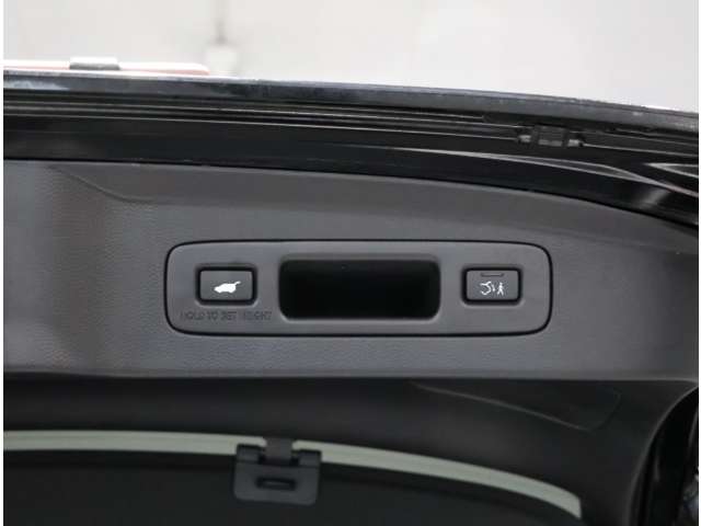 ホンダ ヴェゼル １．５ Ｅ：ＨＥＶ Ｚ R4年 (関東) 99