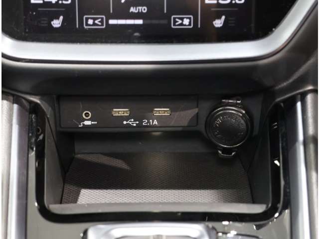 スバル レヴォーグ １．８ ＧＴ ４ＷＤ R4年 (関東) 99