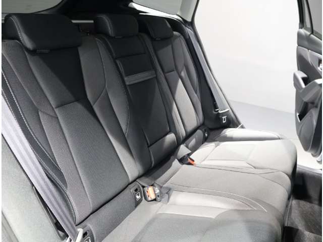 スバル レヴォーグ １．８ ＧＴ ４ＷＤ R4年 (関東) 99