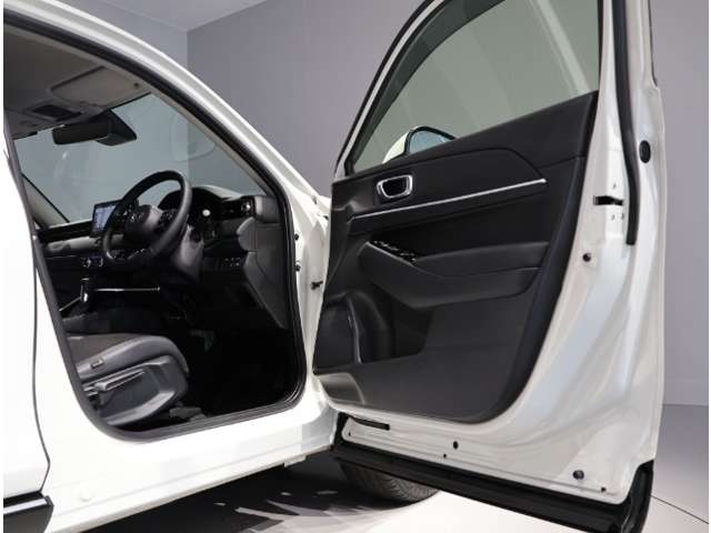 ホンダ ヴェゼル １．５ Ｅ：ＨＥＶ Ｚ R4年 (関東) 99