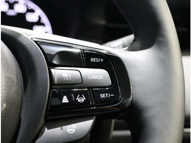 ホンダ ヴェゼル １．５ Ｅ：ＨＥＶ Ｚ R4年 (関東) 99