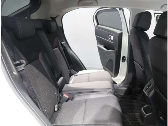 ホンダ ヴェゼル １．５ Ｅ：ＨＥＶ Ｚ R4年 (関東) 99