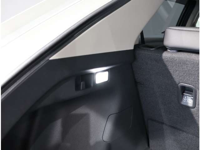 ホンダ ヴェゼル １．５ Ｅ：ＨＥＶ Ｚ R4年 (関東) 99