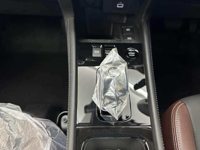 日産 キックス １．２ Ｘ ＦＯＵＲ スタイルエディション（Ｅ－ＰＯＷＥＲ） ４ＷＤ R6年 (北海道) 99