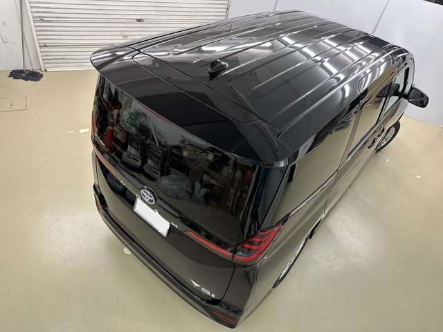 トヨタ ノア １．８ ハイブリッド Ｓ－Ｚ Ｅ－ＦＯＵＲ ４ＷＤ R4年 (北海道) 99