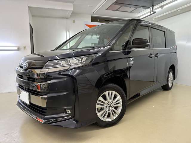 トヨタ ノア １．８ ハイブリッド Ｓ－Ｚ Ｅ－ＦＯＵＲ ４ＷＤ R4年 (北海道) 99