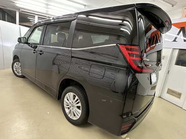 トヨタ ノア １．８ ハイブリッド Ｓ－Ｚ Ｅ－ＦＯＵＲ ４ＷＤ R4年 (北海道) 99