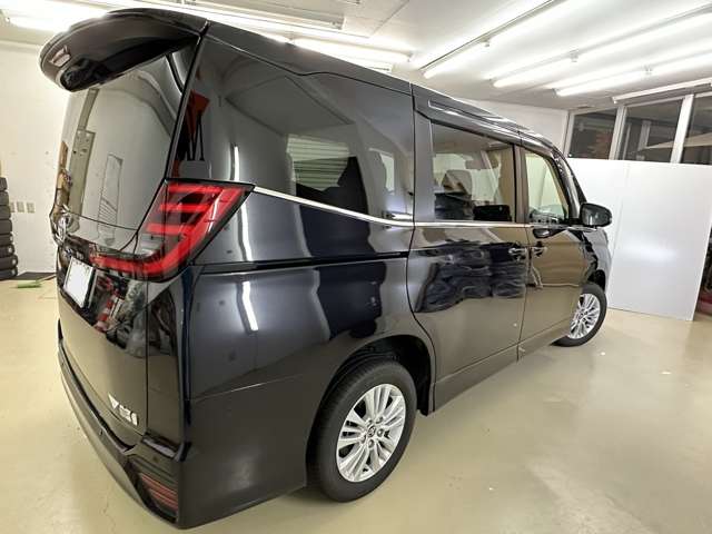 トヨタ ノア １．８ ハイブリッド Ｓ－Ｚ Ｅ－ＦＯＵＲ ４ＷＤ R4年 (北海道) 99