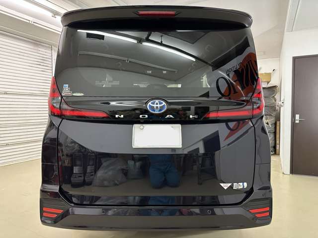 トヨタ ノア １．８ ハイブリッド Ｓ－Ｚ Ｅ－ＦＯＵＲ ４ＷＤ R4年 (北海道) 99