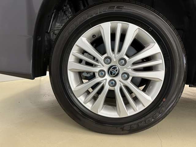 トヨタ ノア １．８ ハイブリッド Ｓ－Ｚ Ｅ－ＦＯＵＲ ４ＷＤ R4年 (北海道) 99