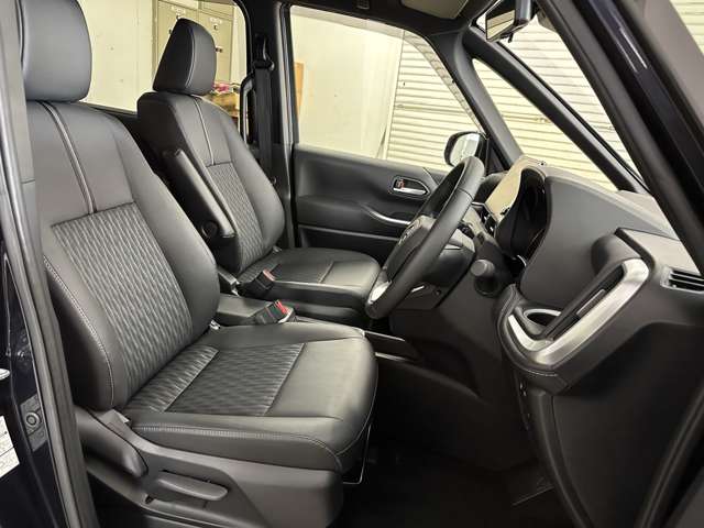 トヨタ ノア １．８ ハイブリッド Ｓ－Ｚ Ｅ－ＦＯＵＲ ４ＷＤ R4年 (北海道) 99