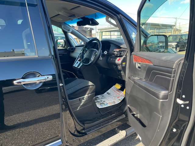 三菱 デリカ　Ｄ：５ ２．２ Ｇ パワーパッケージ ディーゼルターボ ４ＷＤ R3年 (北海道) 99