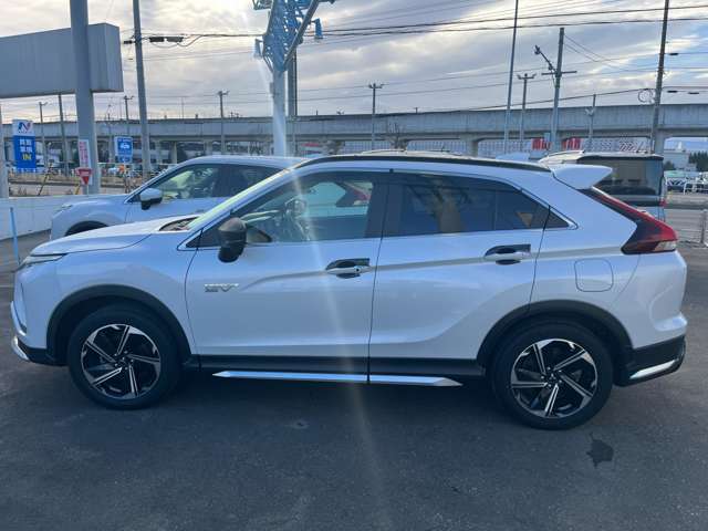 三菱 エクリプス　クロス　ＰＨＥＶ ＰＨＥＶ ２．４ Ｇ ４ＷＤ R3年 (北海道) 99