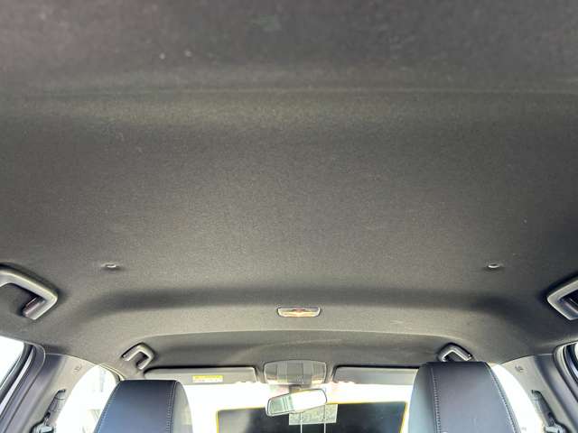 三菱 エクリプス　クロス　ＰＨＥＶ ＰＨＥＶ ２．４ ブラック エディション ４ＷＤ R5年 (北海道) 99