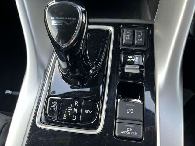 三菱 エクリプス　クロス　ＰＨＥＶ ＰＨＥＶ ２．４ Ｐ ４ＷＤ R3年 (北海道) 99