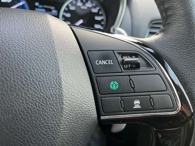 三菱 エクリプス　クロス　ＰＨＥＶ ＰＨＥＶ ２．４ Ｐ ４ＷＤ R3年 (北海道) 99