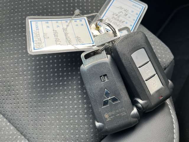 三菱 エクリプス　クロス　ＰＨＥＶ ＰＨＥＶ ２．４ Ｐ ４ＷＤ R3年 (北海道) 99