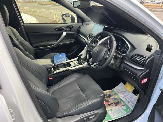 三菱 エクリプス　クロス　ＰＨＥＶ ＰＨＥＶ ２．４ Ｐ ４ＷＤ R3年 (北海道) 99