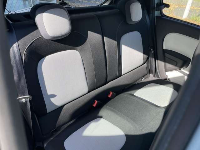 ルノー トゥインゴ ＥＤＣ R3年 (東北) 99