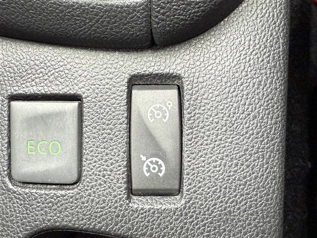 ルノー ルーテシア ゼン　ＭＴ H30年 (東北) 99