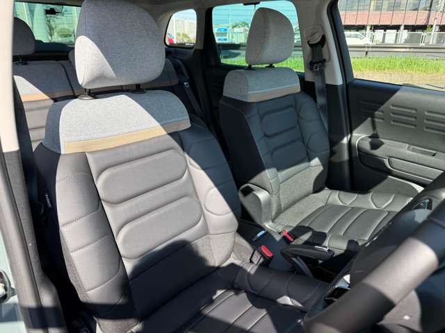 シトロエン Ｃ３　エアクロス　ＳＵＶ シャイン R4年 (東北) 99