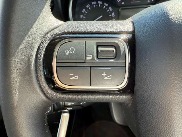 シトロエン Ｃ３　エアクロス　ＳＵＶ シャイン R4年 (東北) 99