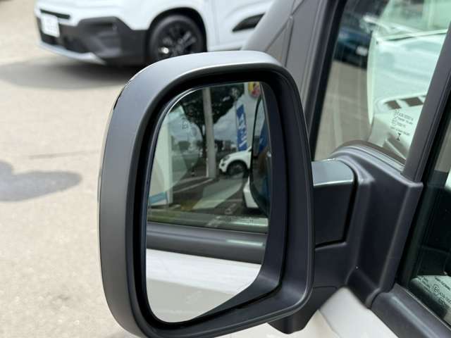 シトロエン ベルランゴ シャイン ブルーＨＤＩ ディーゼルターボ R4年 (東北) 99