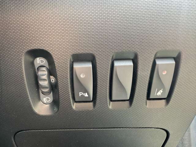 ルノー トゥインゴ ＥＤＣ R3年 (東北) 99