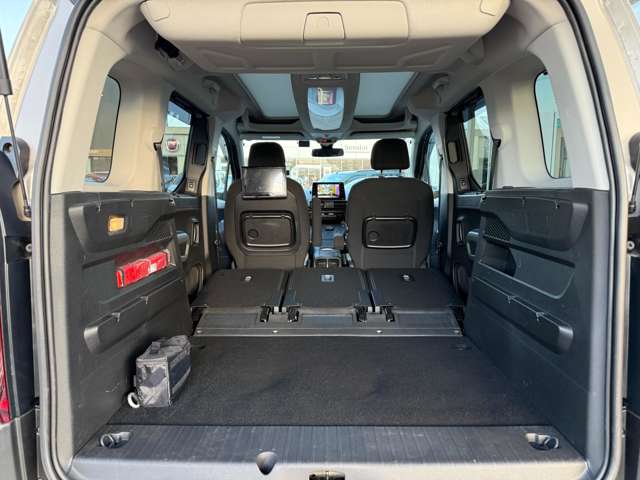 シトロエン ベルランゴ シャイン ブルーＨＤＩ ＸＴＲパック ディーゼルターボ R5年 (東北) 99