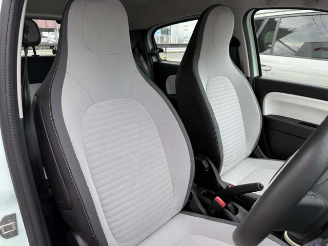 ルノー トゥインゴ Ｓ R3年 (東北) 99