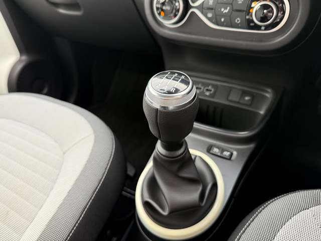 ルノー トゥインゴ Ｓ R3年 (東北) 99