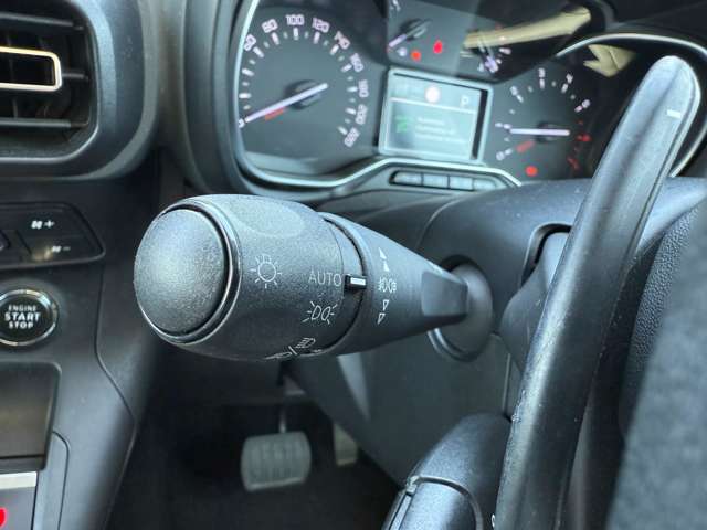 シトロエン ベルランゴ シャイン ディーゼルターボ R2年 (東北) 99