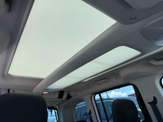 シトロエン ベルランゴ シャイン ディーゼルターボ R2年 (東北) 99