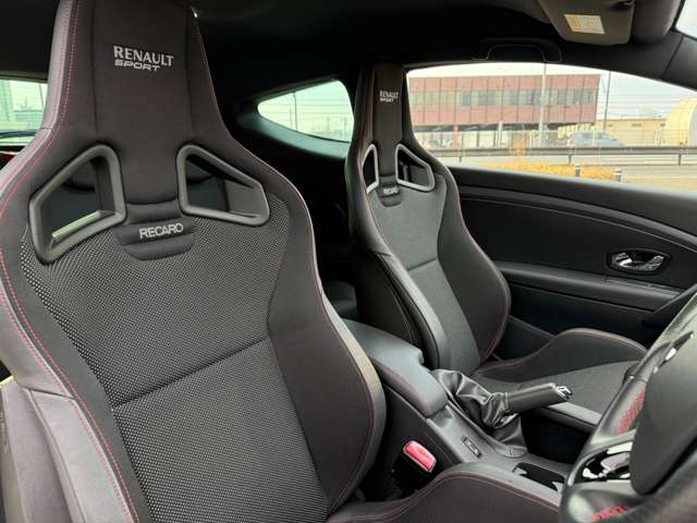 ルノー メガーヌ ルノー・スポール ２７３ ファイナル エディション H29年 (東北) 99