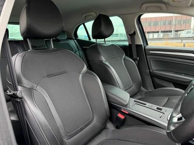 ルノー メガーヌ インテンス R4年 (東北) 99