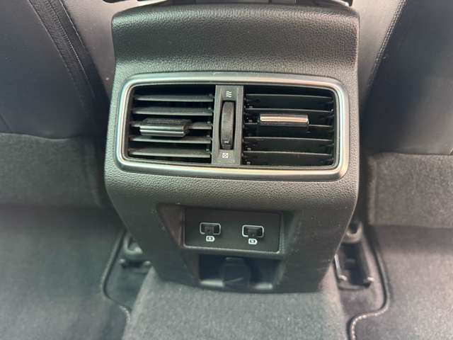 ルノー メガーヌ インテンス R4年 (東北) 99