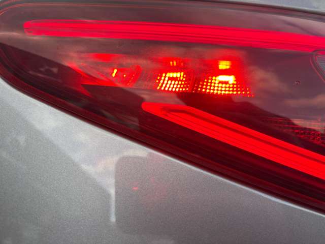 アルファロメオ ステルヴィオ ファースト エディション ４ＷＤ H30年 (東北) 99