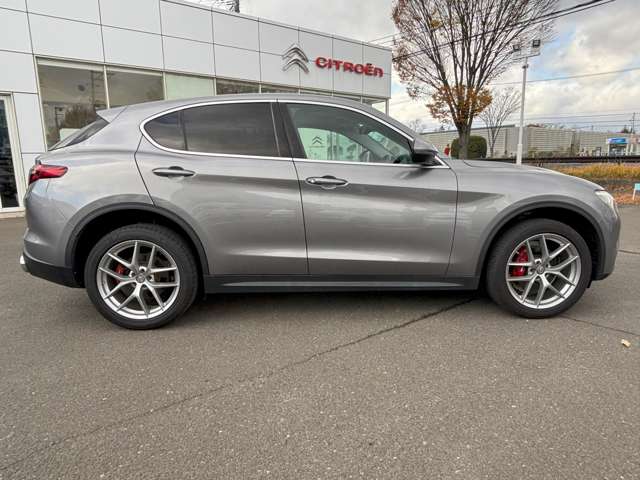 アルファロメオ ステルヴィオ ファースト エディション ４ＷＤ H30年 (東北) 99