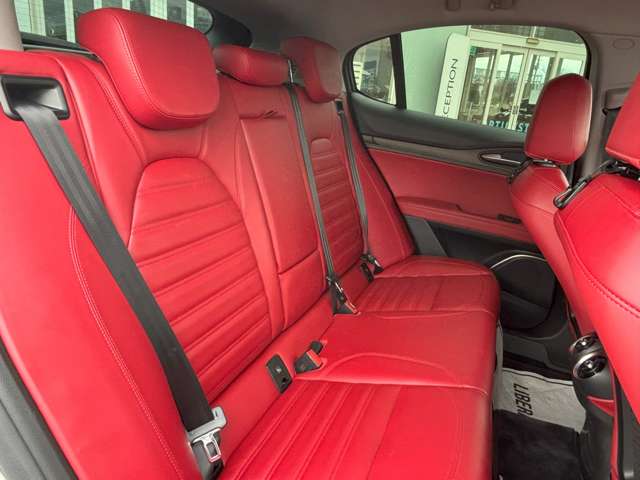 アルファロメオ ステルヴィオ ファースト エディション ４ＷＤ H30年 (東北) 99